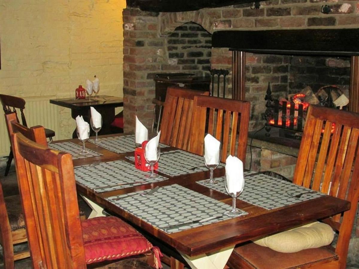 Red Lion Coaching Inn Epworth Екстериор снимка